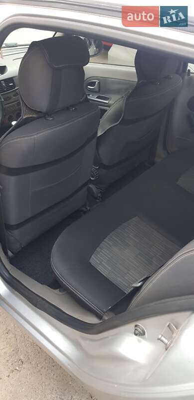 Седан Renault Symbol 2011 в Одесі