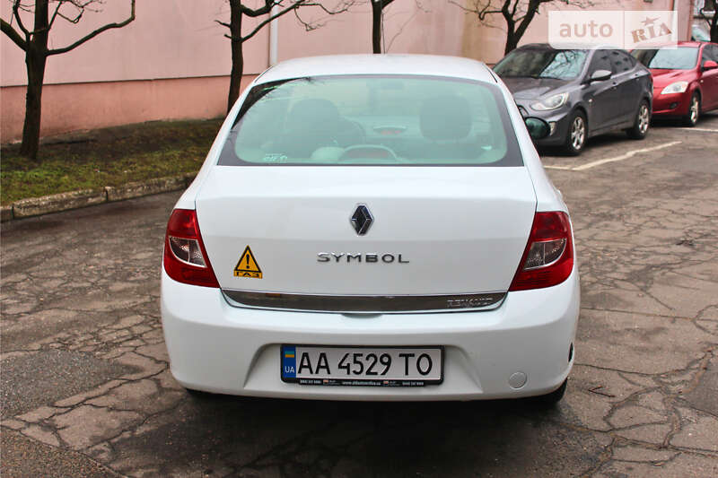 Седан Renault Symbol 2012 в Киеве