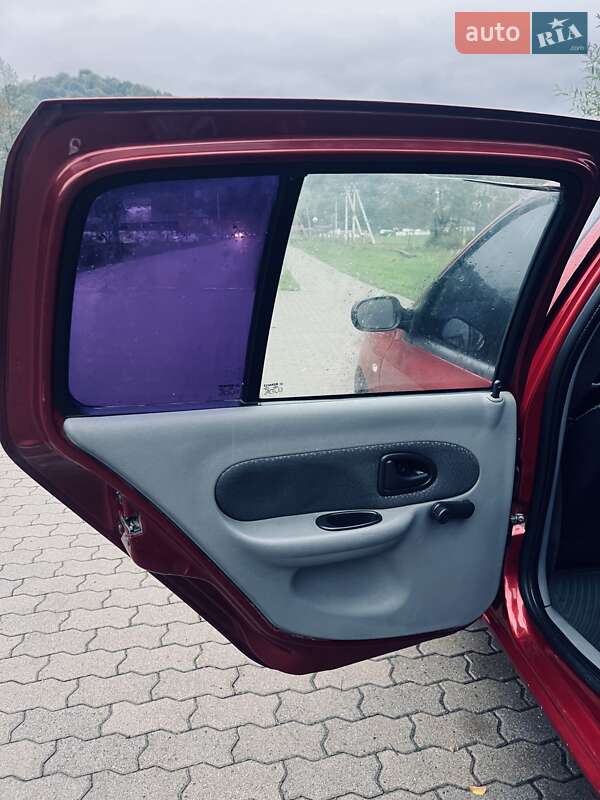 Седан Renault Symbol 2007 в Сваляве