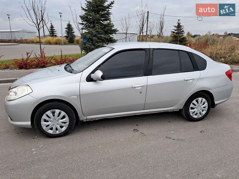 Седан Renault Symbol 2012 в Днепре