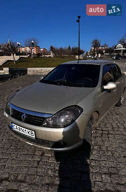 Седан Renault Symbol 2010 в 