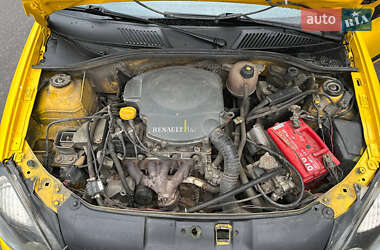 Седан Renault Symbol 2005 в 