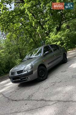 Седан Renault Symbol 2004 в Киеве