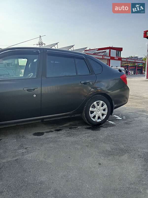 Седан Renault Symbol 2009 в Вінниці