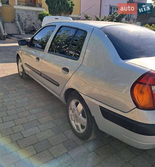 Седан Renault Symbol 2003 в Шептицькому