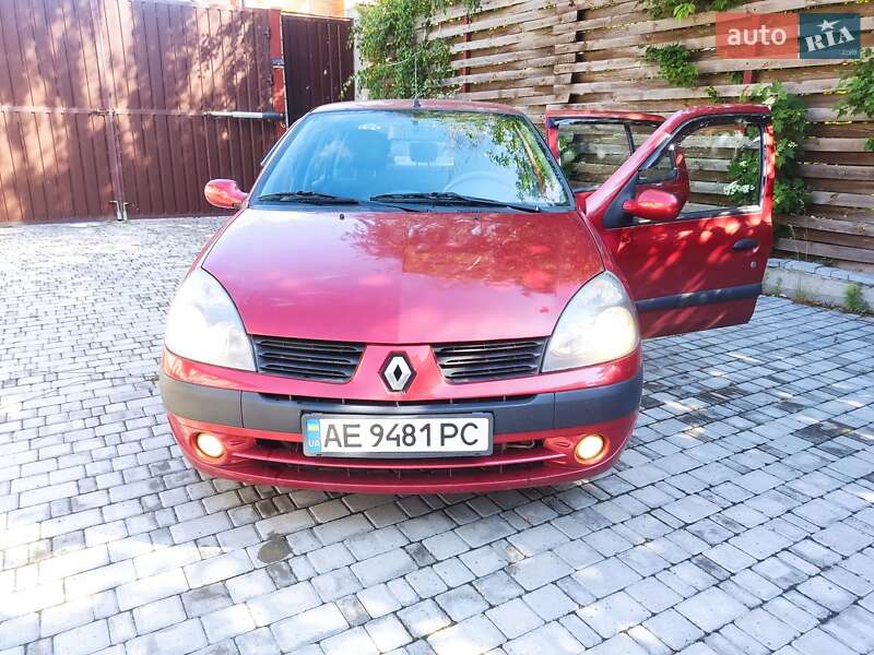 Седан Renault Symbol 2005 в 