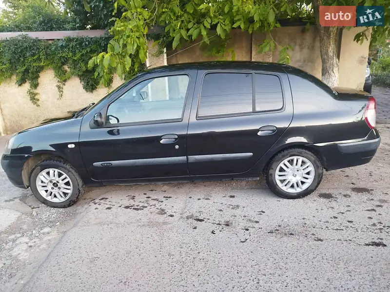 Renault Symbol 2005