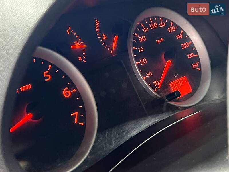 Седан Renault Symbol 2012 в Одессе