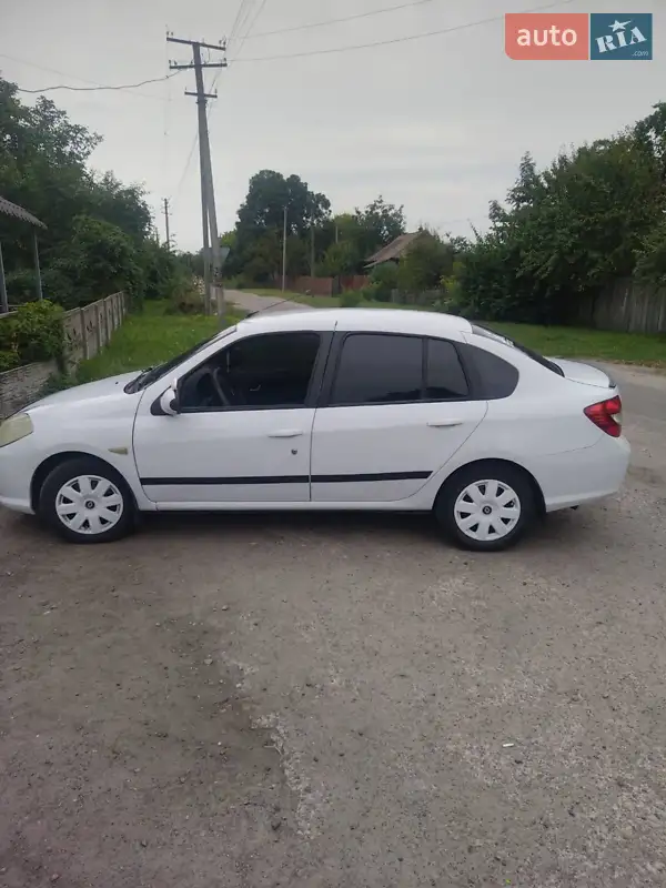Renault Symbol 2010