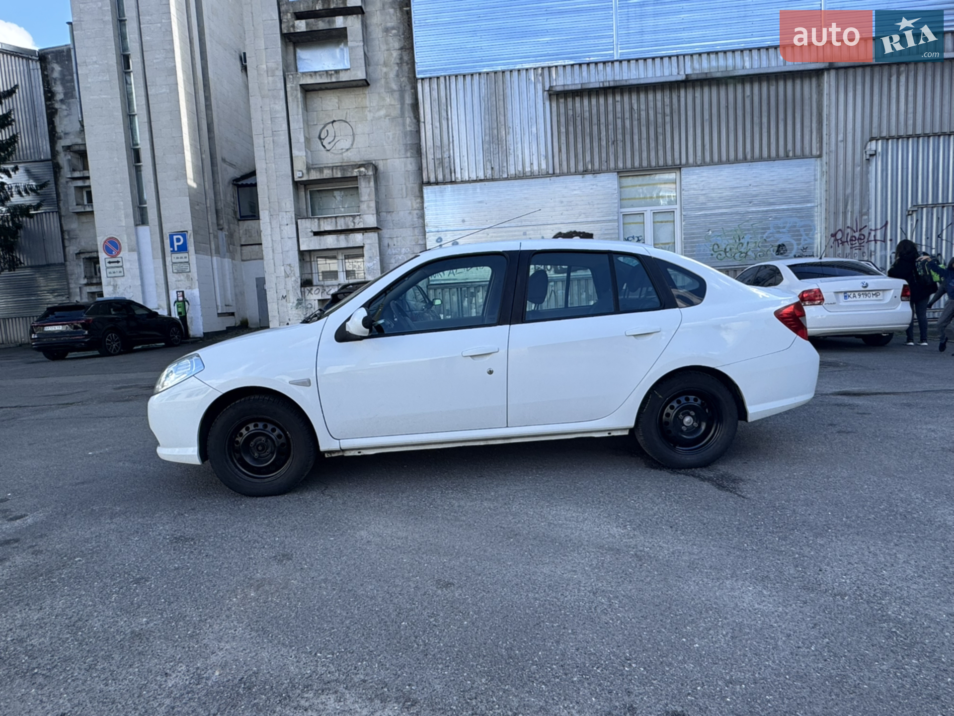 2010 Renault Symbol - мініатюра 4