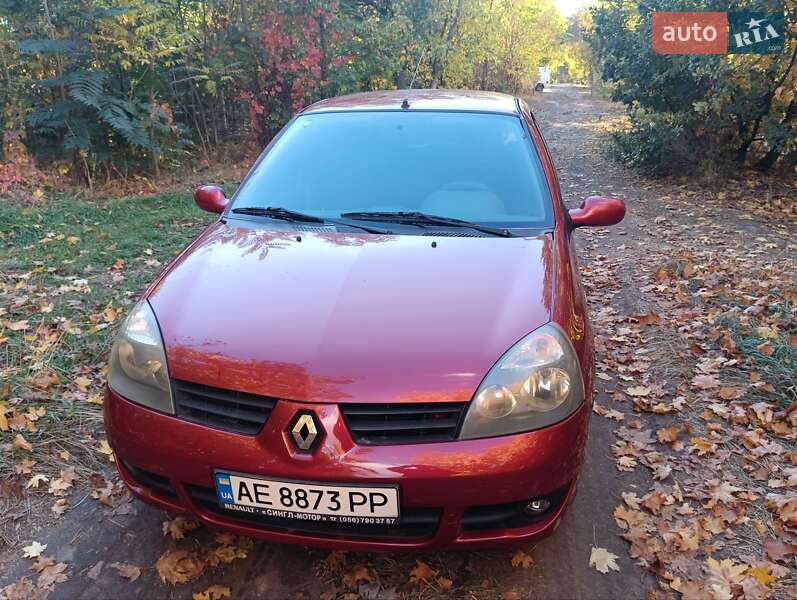 Седан Renault Symbol 2006 в 