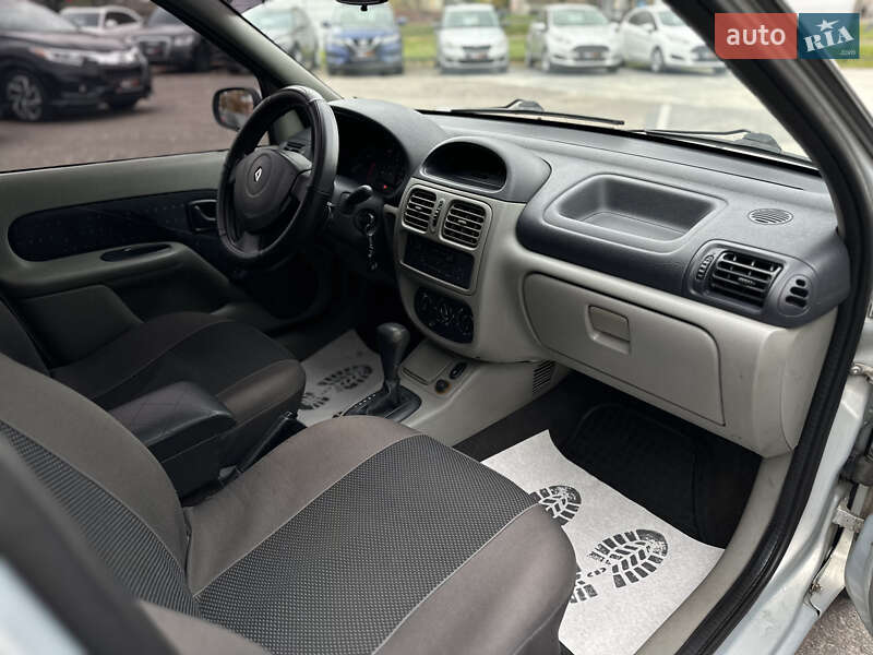 Седан Renault Symbol 2003 в Шептицькому фото 29 Седан Renault Symbol 2003 в Шептицькому