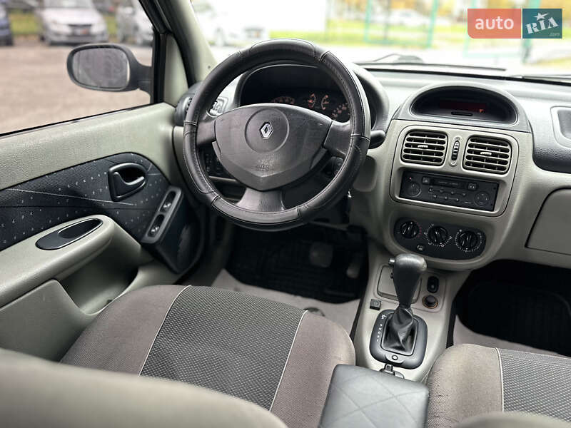 Седан Renault Symbol 2003 в Шептицькому фото 31 Седан Renault Symbol 2003 в Шептицькому