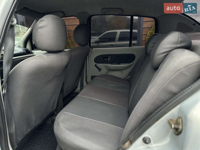 Седан Renault Symbol 2003 в Шептицькому фото 43 Седан Renault Symbol 2003 в Шептицькому