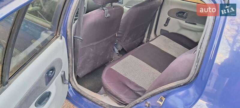 Седан Renault Symbol 2005 в Кролевце фото 2 Седан Renault Symbol 2005 в Кролевце