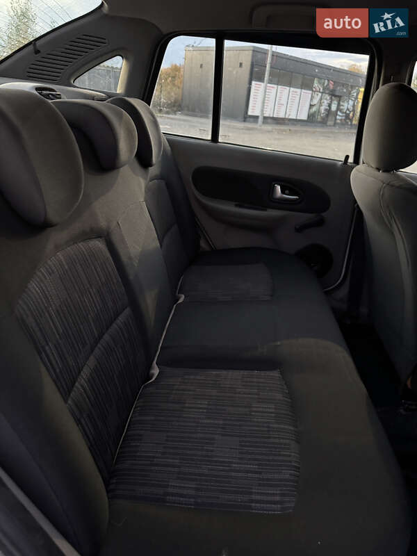 Седан Renault Symbol 2012 в Днепре фото 17 Седан Renault Symbol 2012 в Днепре