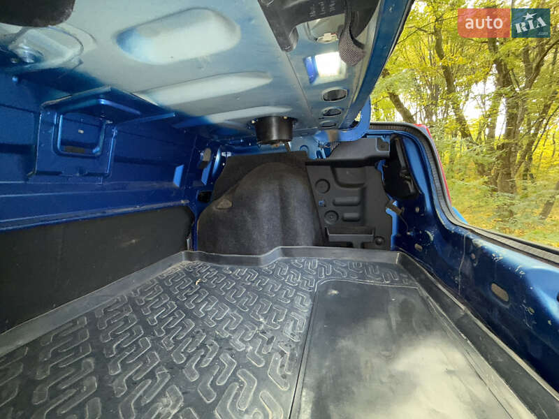 Седан Renault Symbol 2006 в Черновцах фото 21 Седан Renault Symbol 2006 в Черновцах