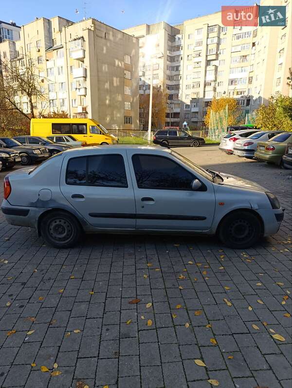 Седан Renault Symbol 2003 в Львові