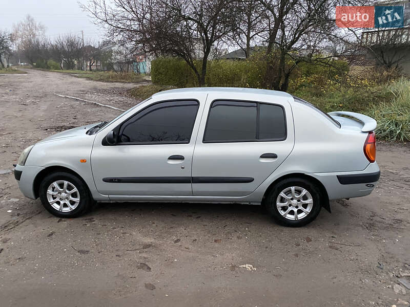 Седан Renault Symbol 2004 в Харькове