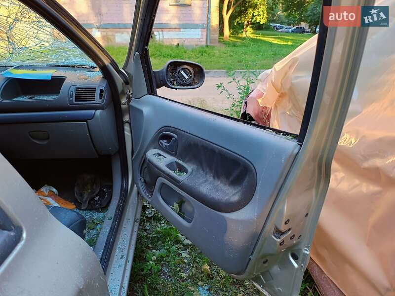 Седан Renault Symbol 2008 в Киеве фото 7 Седан Renault Symbol 2008 в Киеве