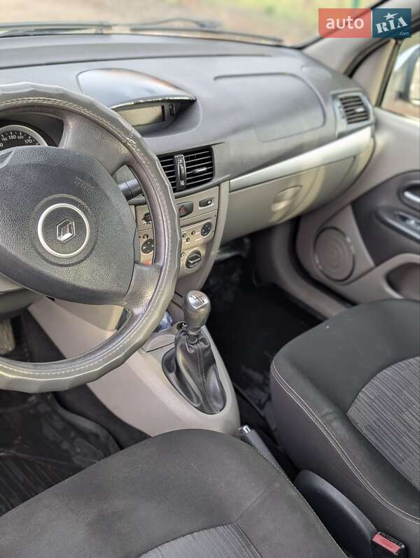 Седан Renault Symbol 2011 в Новой Водолаге фото 16 Седан Renault Symbol 2011 в Новой Водолаге