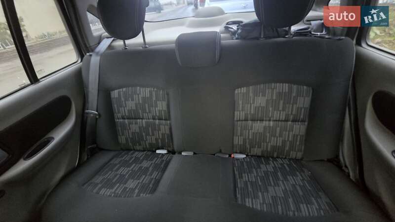 Седан Renault Symbol 2010 в Одесі