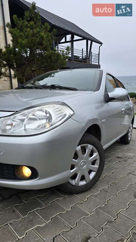 Седан Renault Symbol 2010 в Одесі