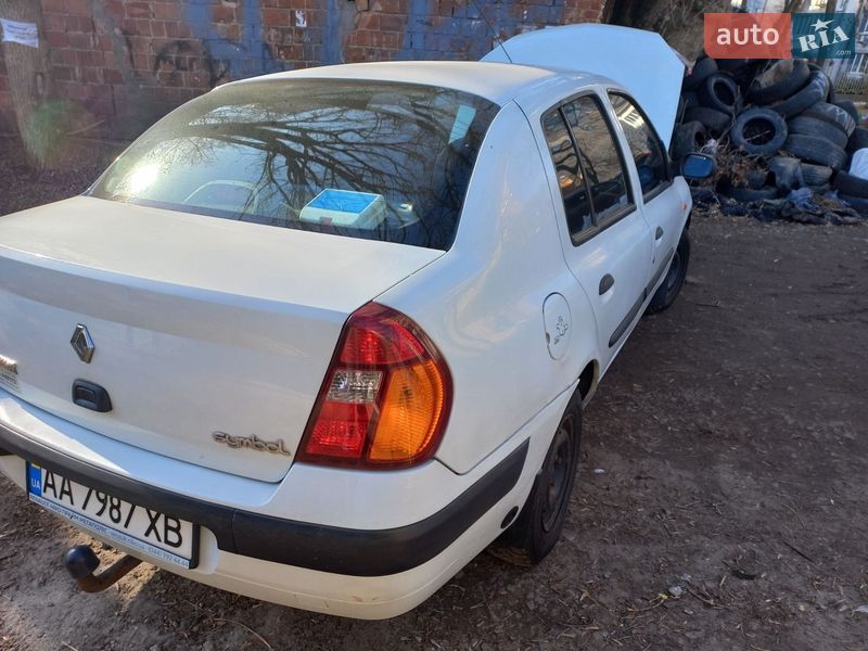 Седан Renault Symbol 2004 в Києві