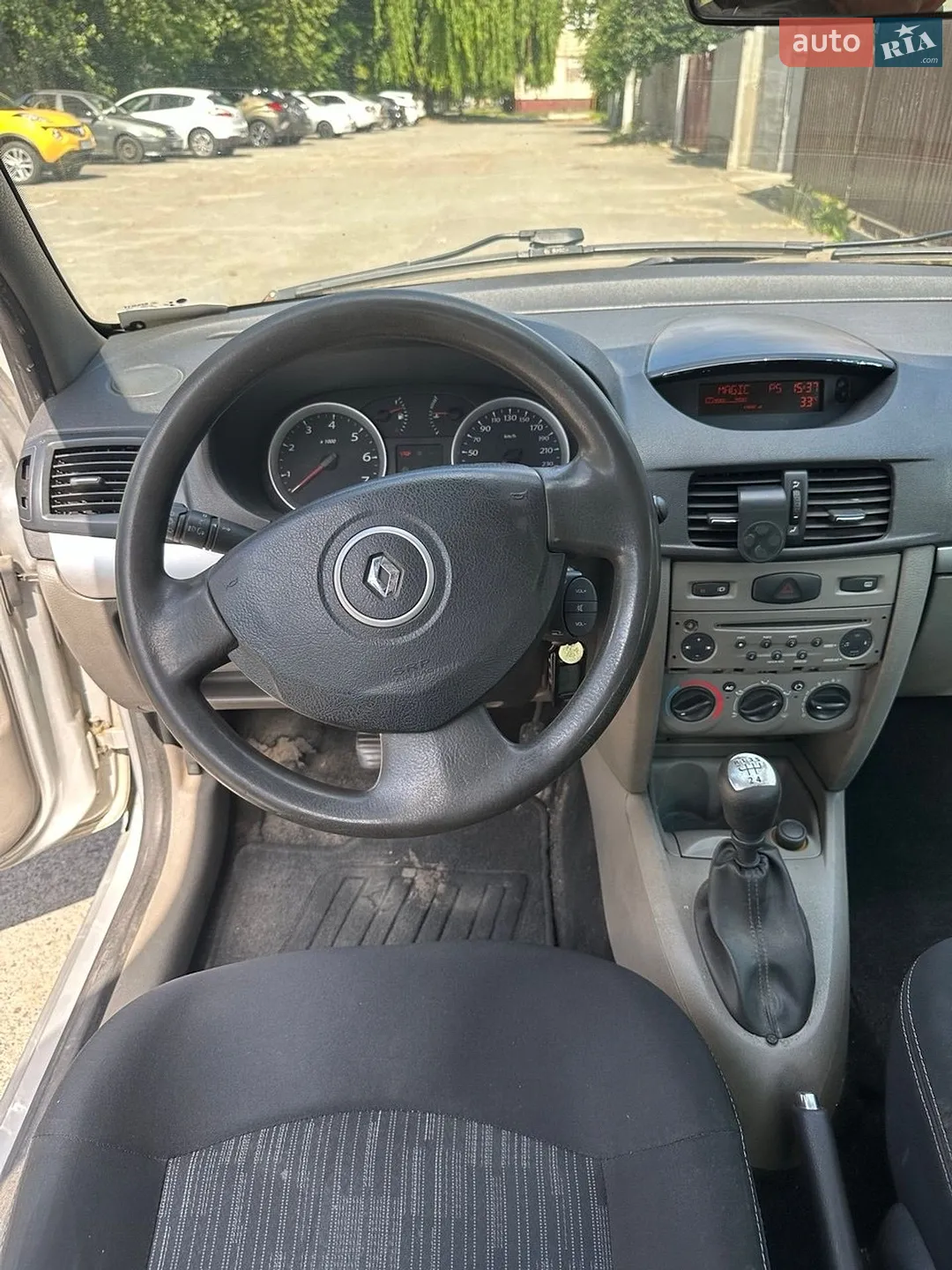 2010 Renault Symbol - мініатюра 7
