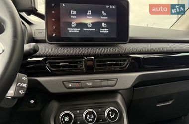 Седан Renault Taliant 2025 в Киеве