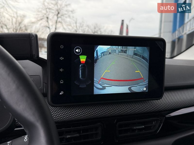 Седан Renault Taliant 2025 в Киеве