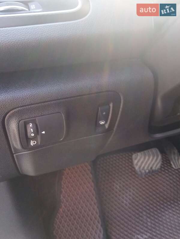 Універсал Renault Talisman 2016 в Хусті