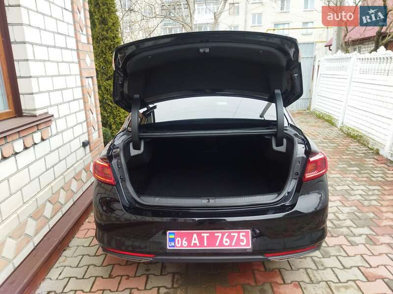 Седан Renault Talisman 2018 в Звягеле