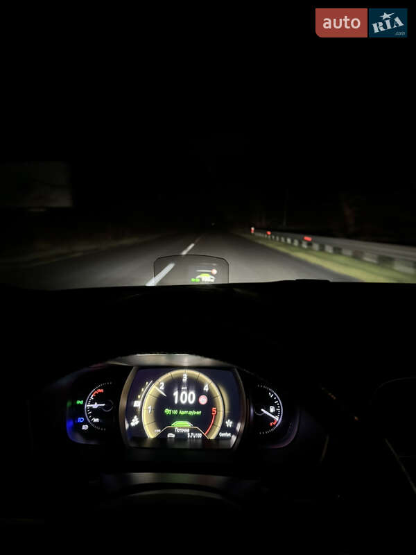 Универсал Renault Talisman 2016 в Ужгороде