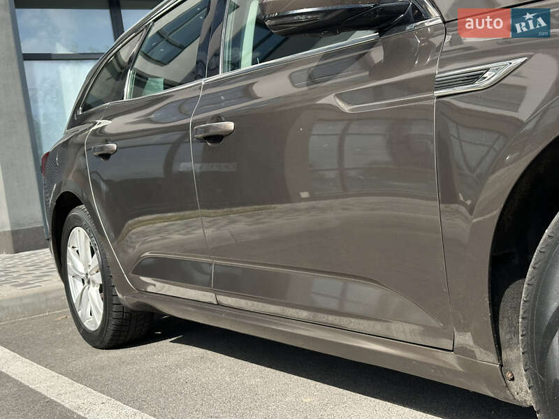Универсал Renault Talisman 2016 в Чернигове
