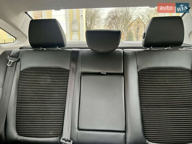 Седан Renault Talisman 2018 в Острозі