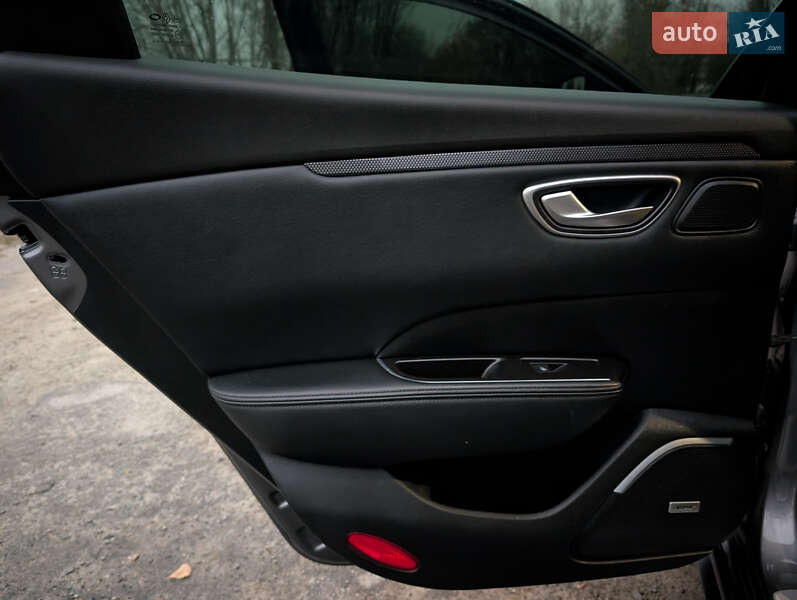 Седан Renault Talisman 2016 в Киеве