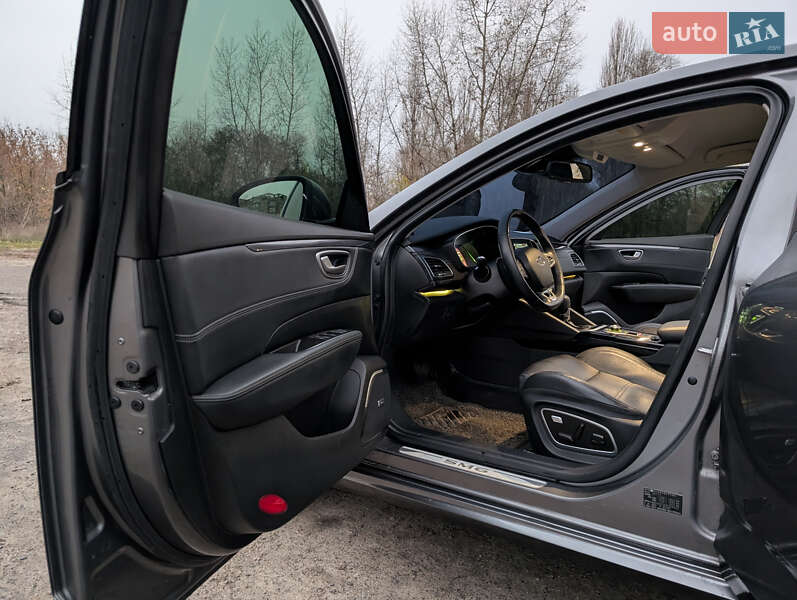 Седан Renault Talisman 2016 в Киеве