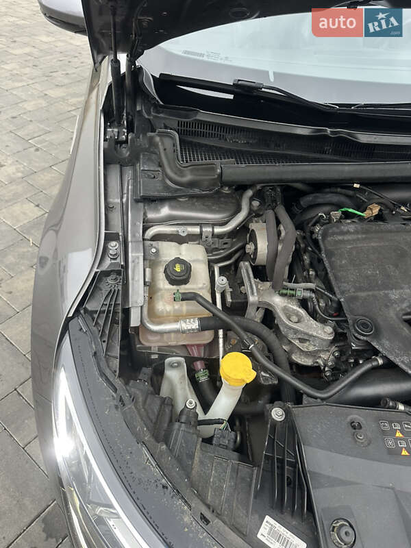 Седан Renault Talisman 2016 в Луцке