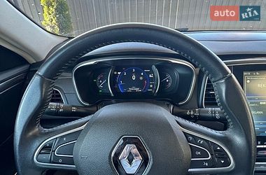 Универсал Renault Talisman 2016 в Староконстантинове