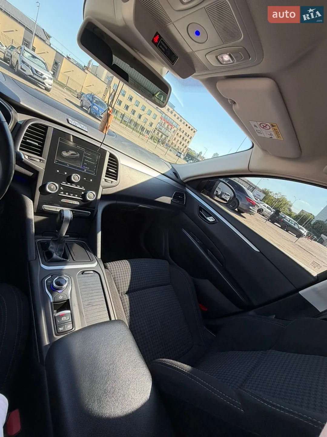 2017 Renault Talisman - мініатюра 14