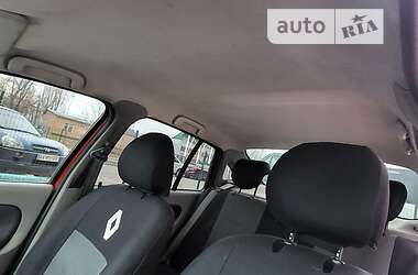 Седан Renault Thalia 2012 в 