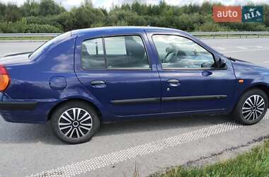 Седан Renault Thalia 2004 в Звягеле