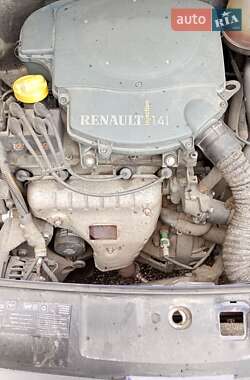 Седан Renault Thalia 2004 в 