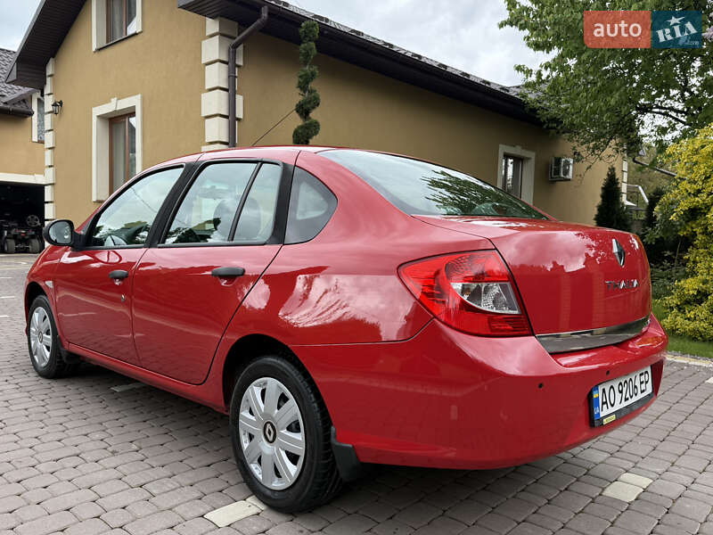 Седан Renault Thalia 2009 в Косове