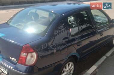 Седан Renault Thalia 2005 в Виннице