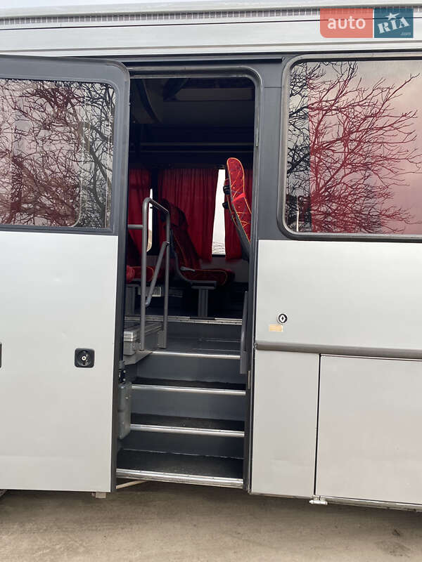 Туристичний / Міжміський автобус Renault Tracer 1994 в Миколаєві