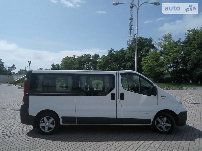 Renault Trafic пасс.