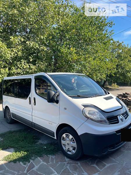 Renault Trafic пасс.