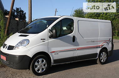 Грузопассажирский фургон Renault Trafic 2014 в Полтаве